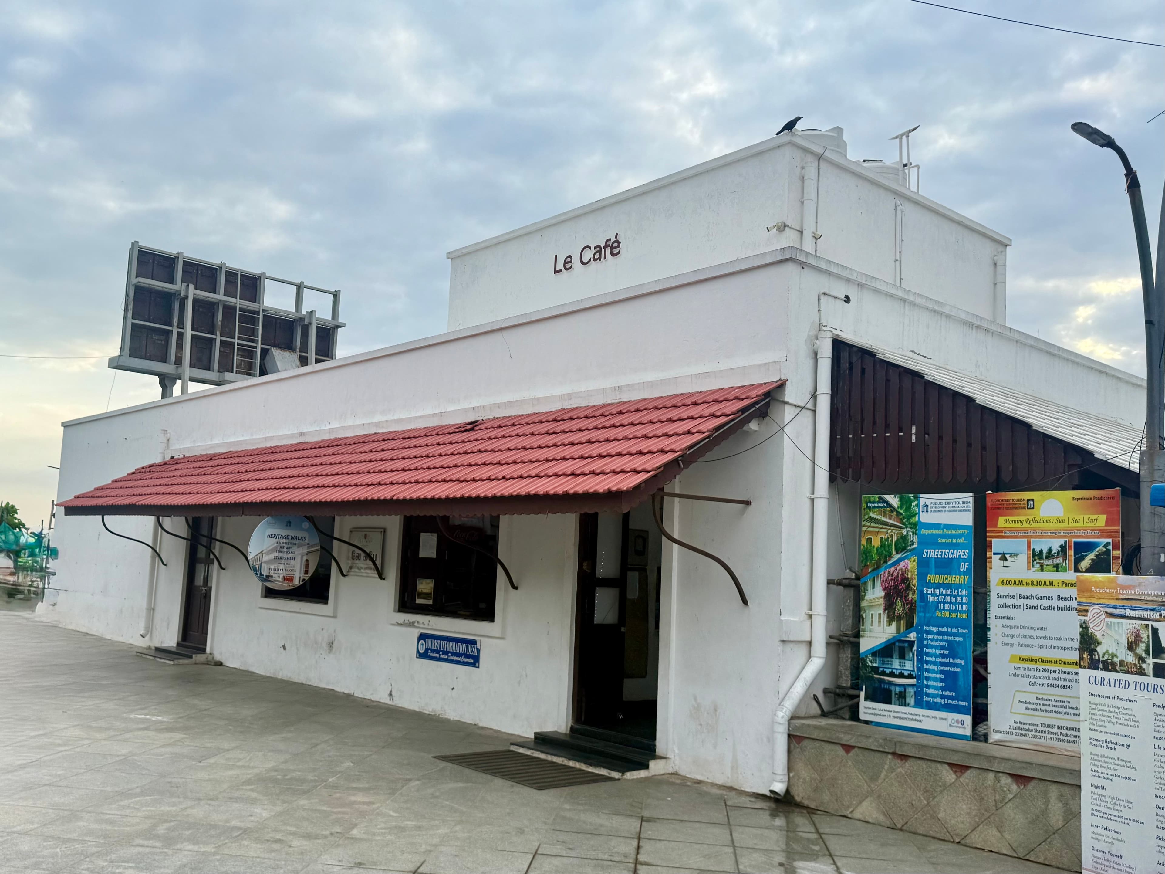 Le Café